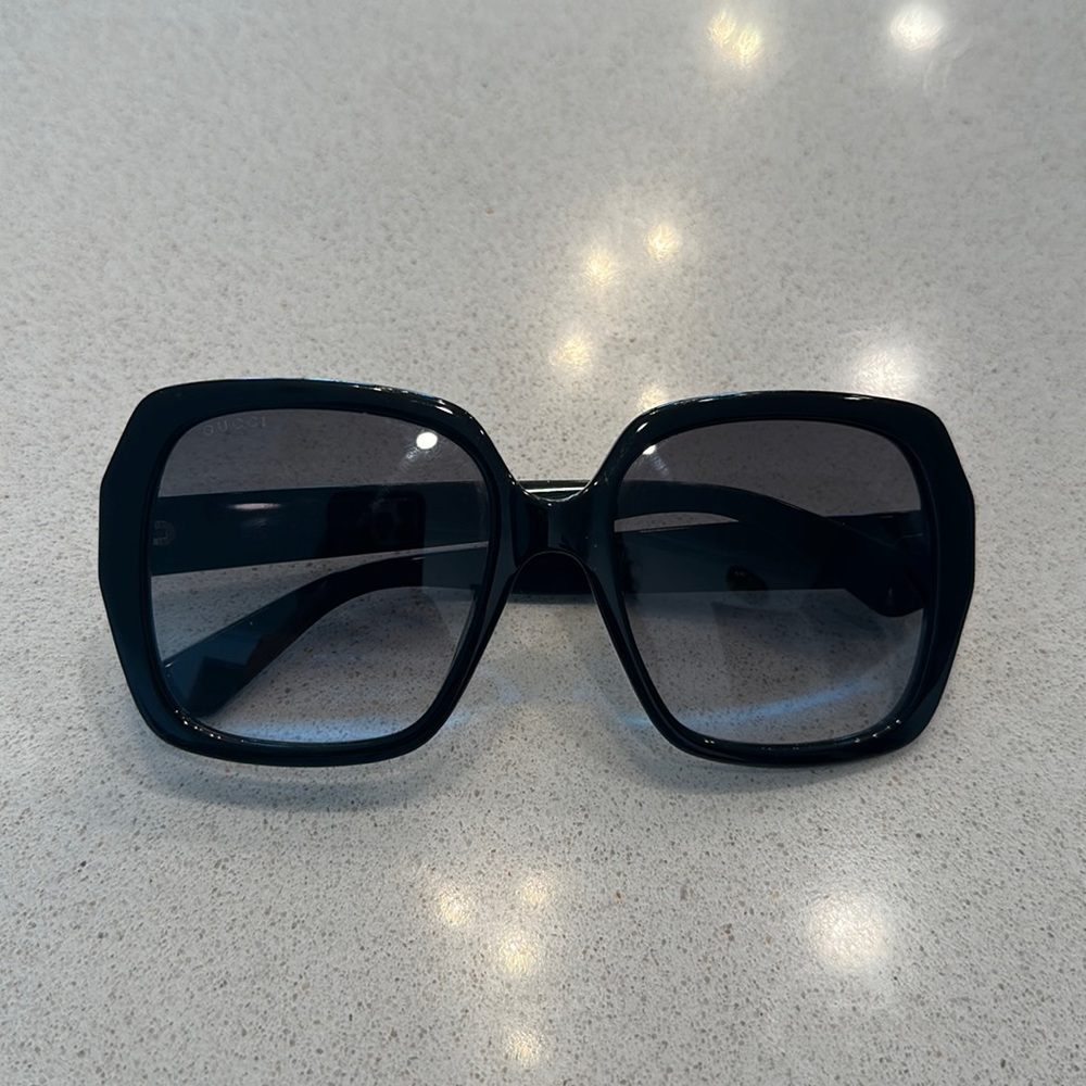 Authentic Gucci sunglasses